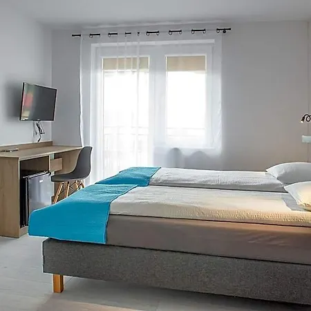 Family Homes - House Bed and breakfast