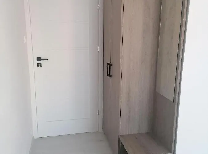 فندق مبيت وإفطار Family Homes - House 3*